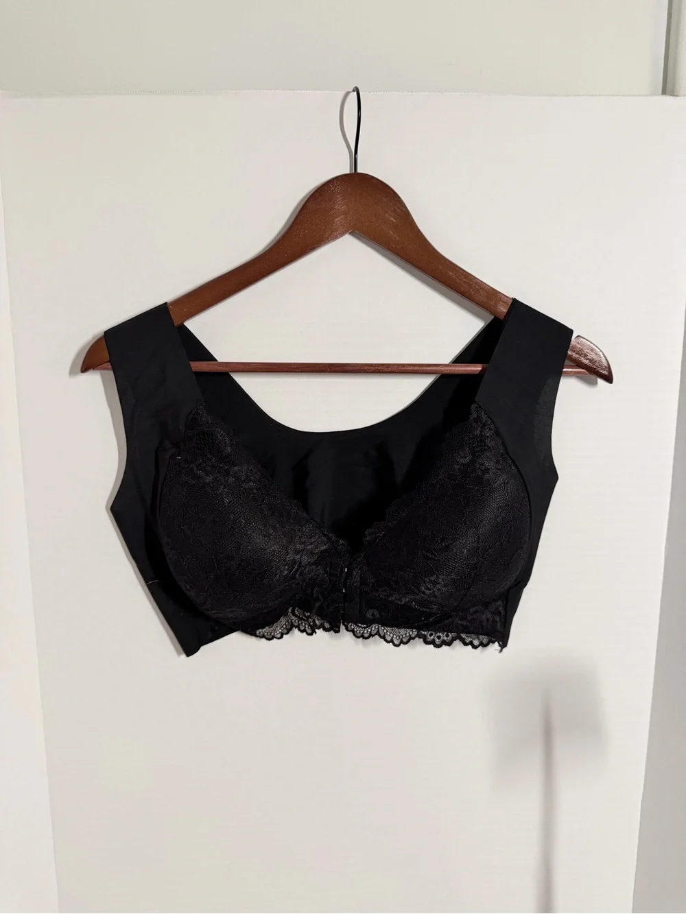 New Lace Wireless Comfort Bra in various colors- Women Intimates & Set of (6)
